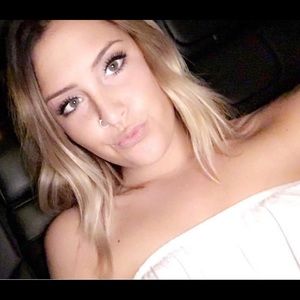 Meet your Posher, Noelle